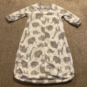 Simple Joys by Carter's Full Zip Fleece Sleep Sack Gown 3-6M White Safari